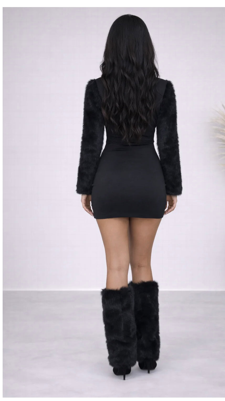 Chic fur sleeves dress
